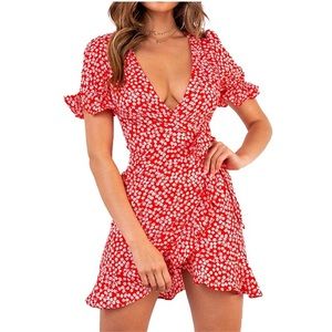 ✨NEW✨❤️ RED FLORAL WRAP DRESS❤️❤️